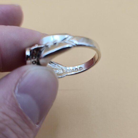 Size 7.75 Sterling Silver Unique Design Cubic Zirconia Gems Ring A6024 - Picture 6 of 10